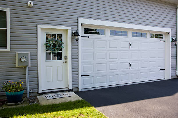 24/7 Emergency Garage Door Panel Replacement experts in Nooksack, WA